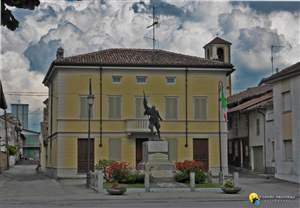 Monumenti ai caduti di tutte le guerre